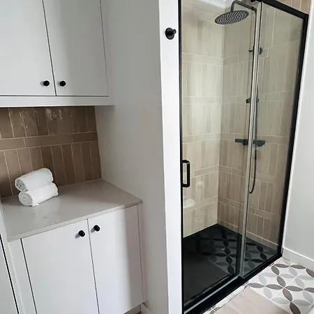 Apartment Swordfish House